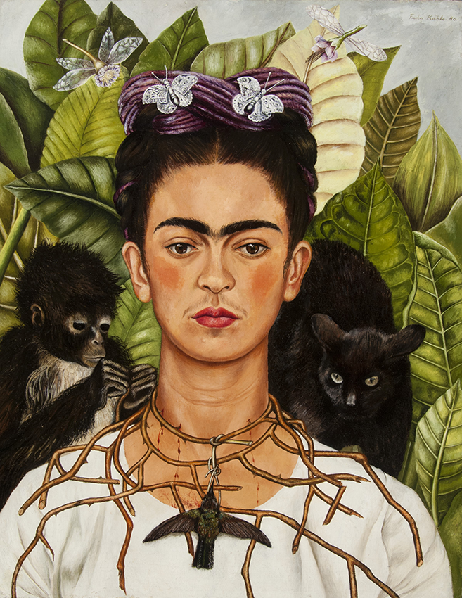 Frida Kahlo, Sin título [Autorretrato con collar de espinas y colibrí], 1940. Nickolas Muray Collection of Mexican Art.